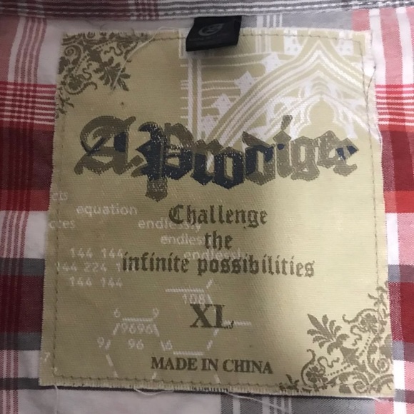 Men’s long sleeve button down - Picture 5 of 6